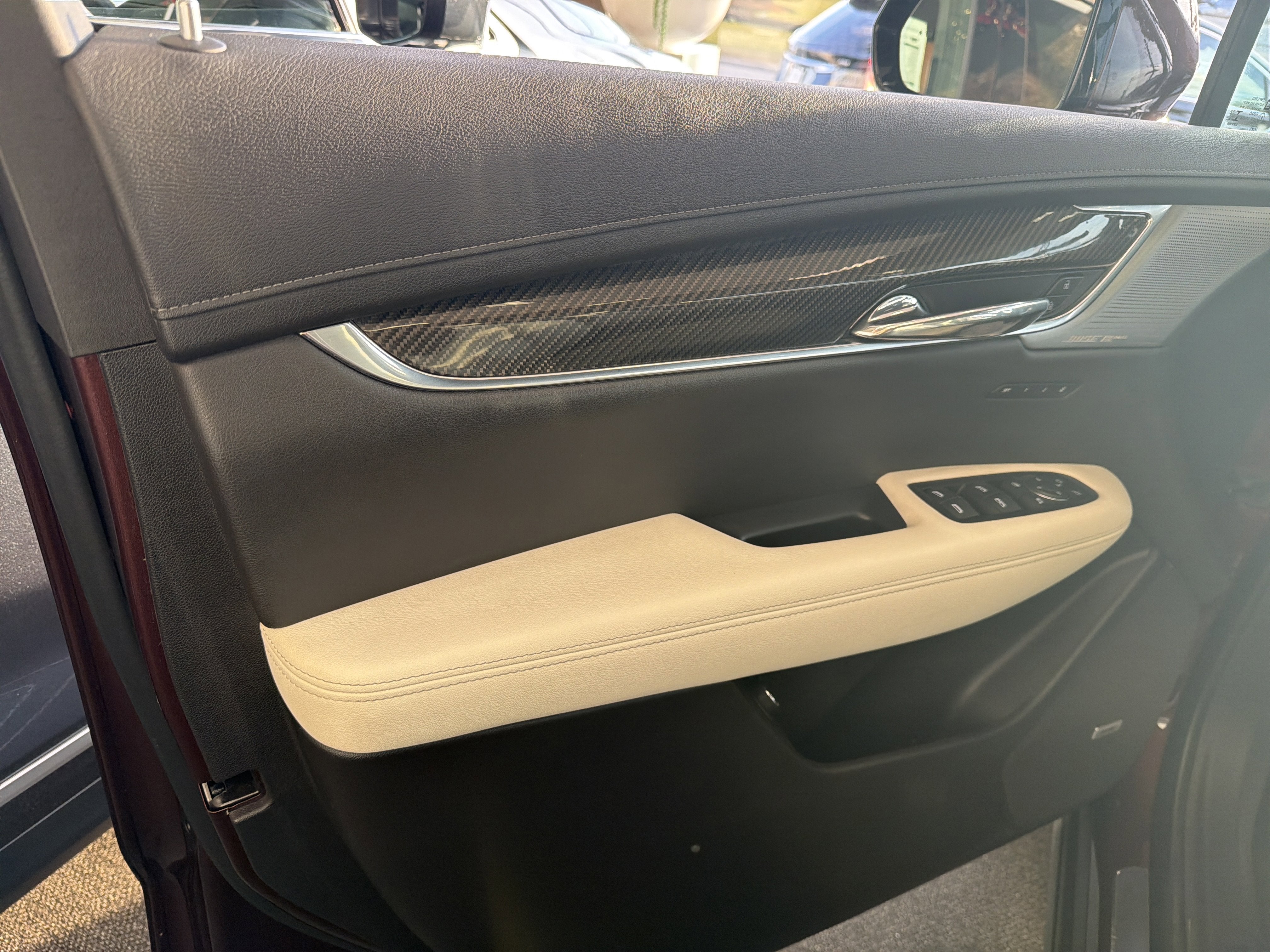 2022 Cadillac XT6 Sport