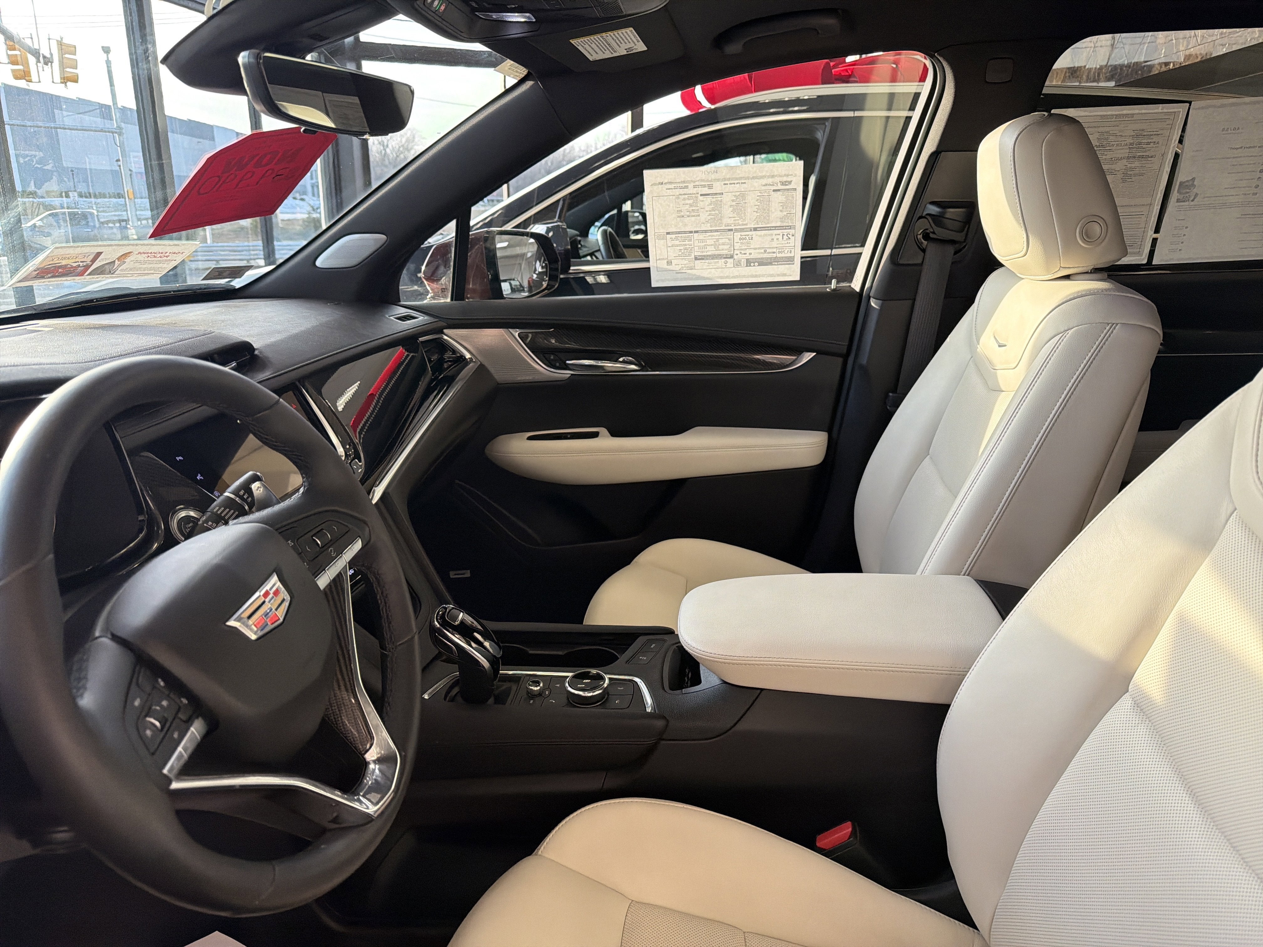 2022 Cadillac XT6 Sport