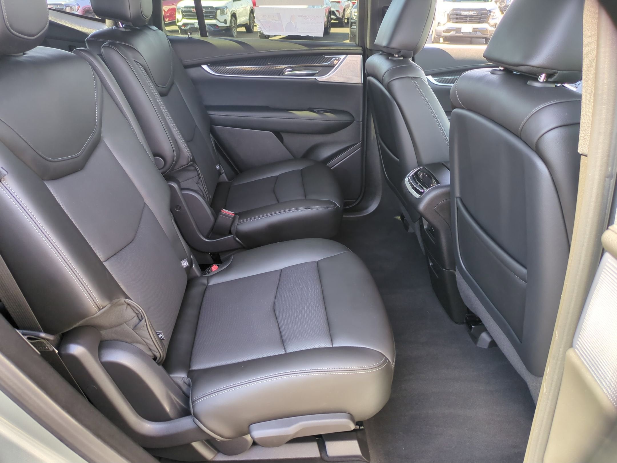 2023 Cadillac XT6 Sport