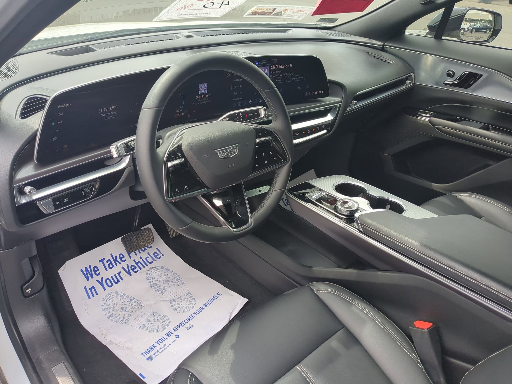 2024 Cadillac LYRIQ Tech
