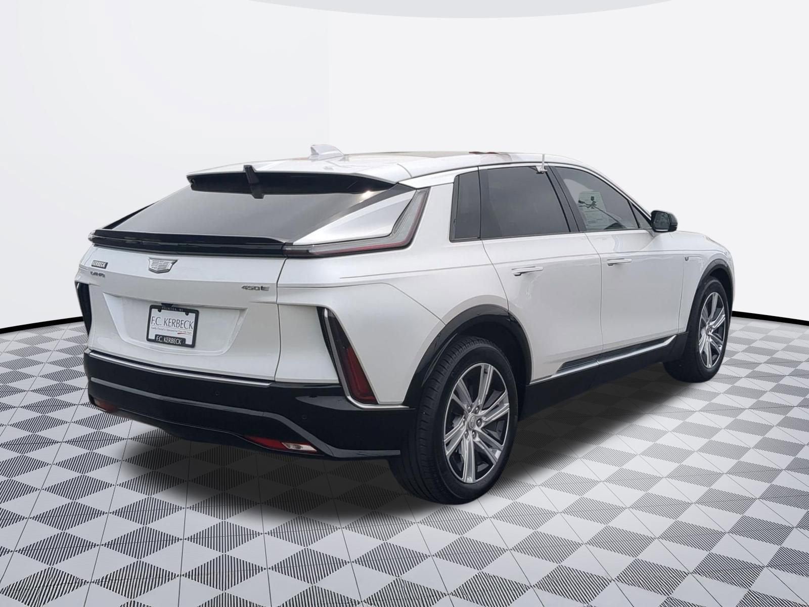 2024 Cadillac LYRIQ Tech