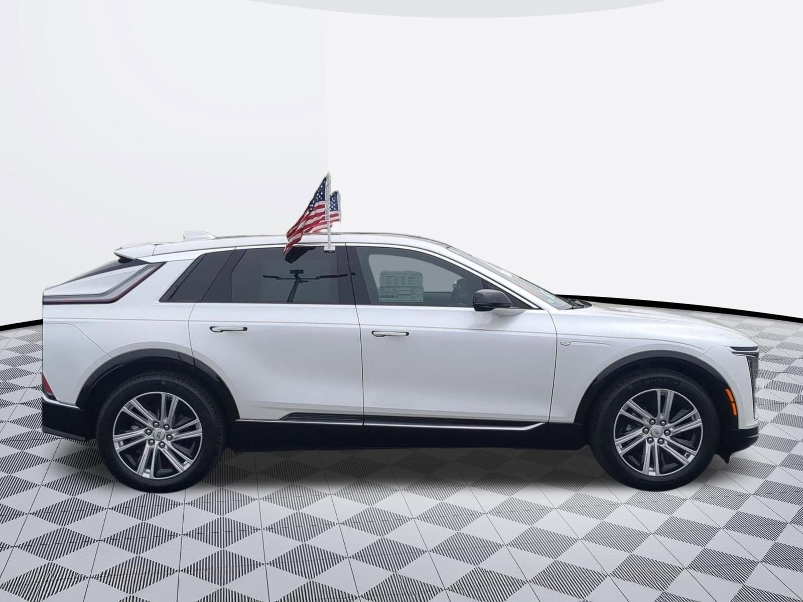 2024 Cadillac LYRIQ Tech