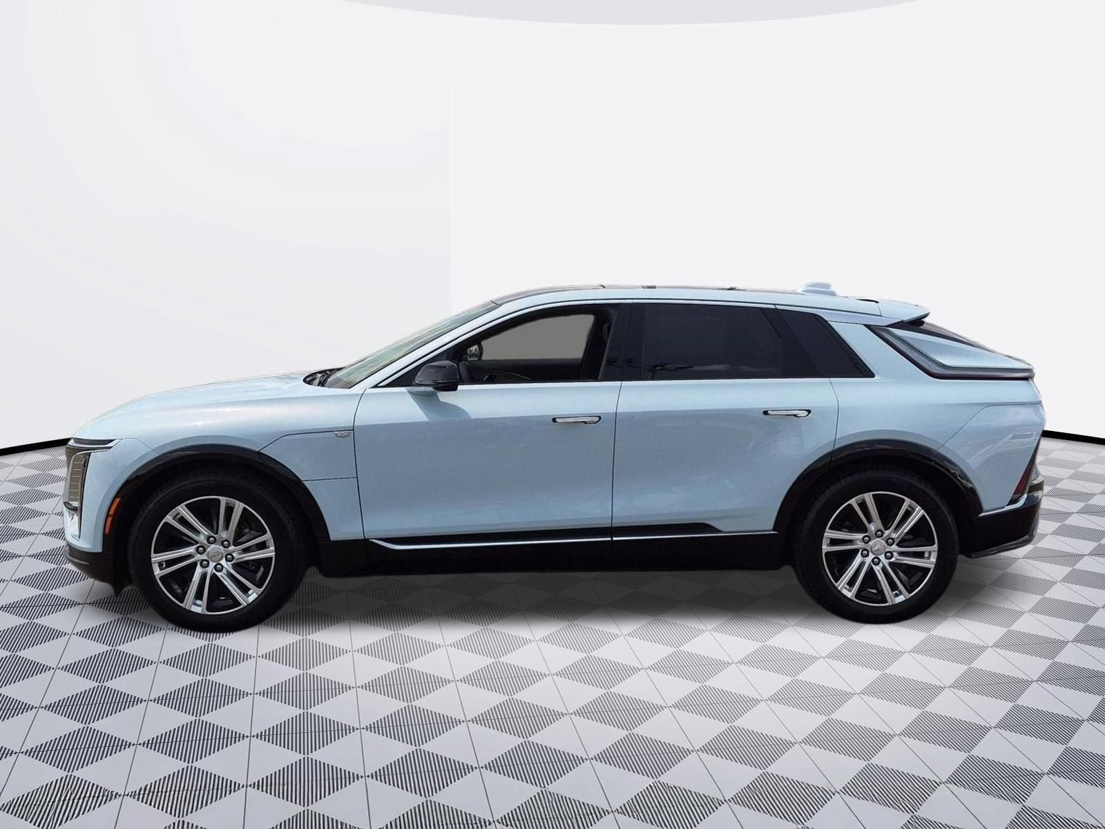 2024 Cadillac LYRIQ Tech