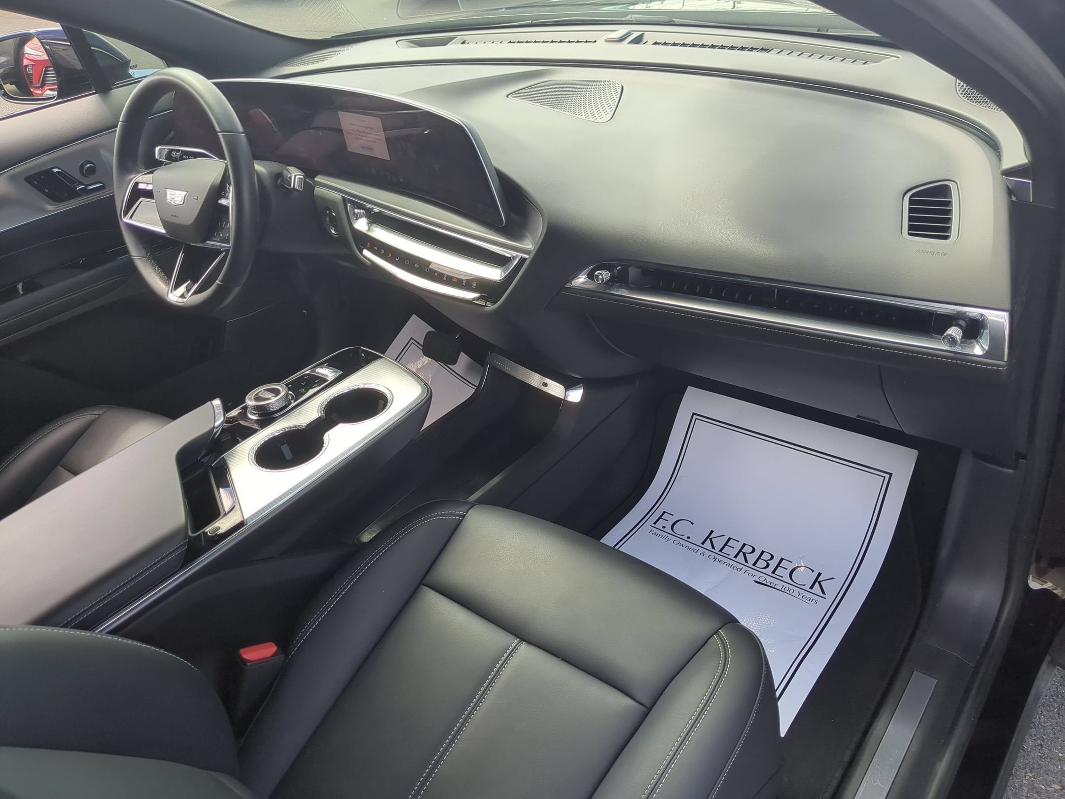 2024 Cadillac LYRIQ Tech