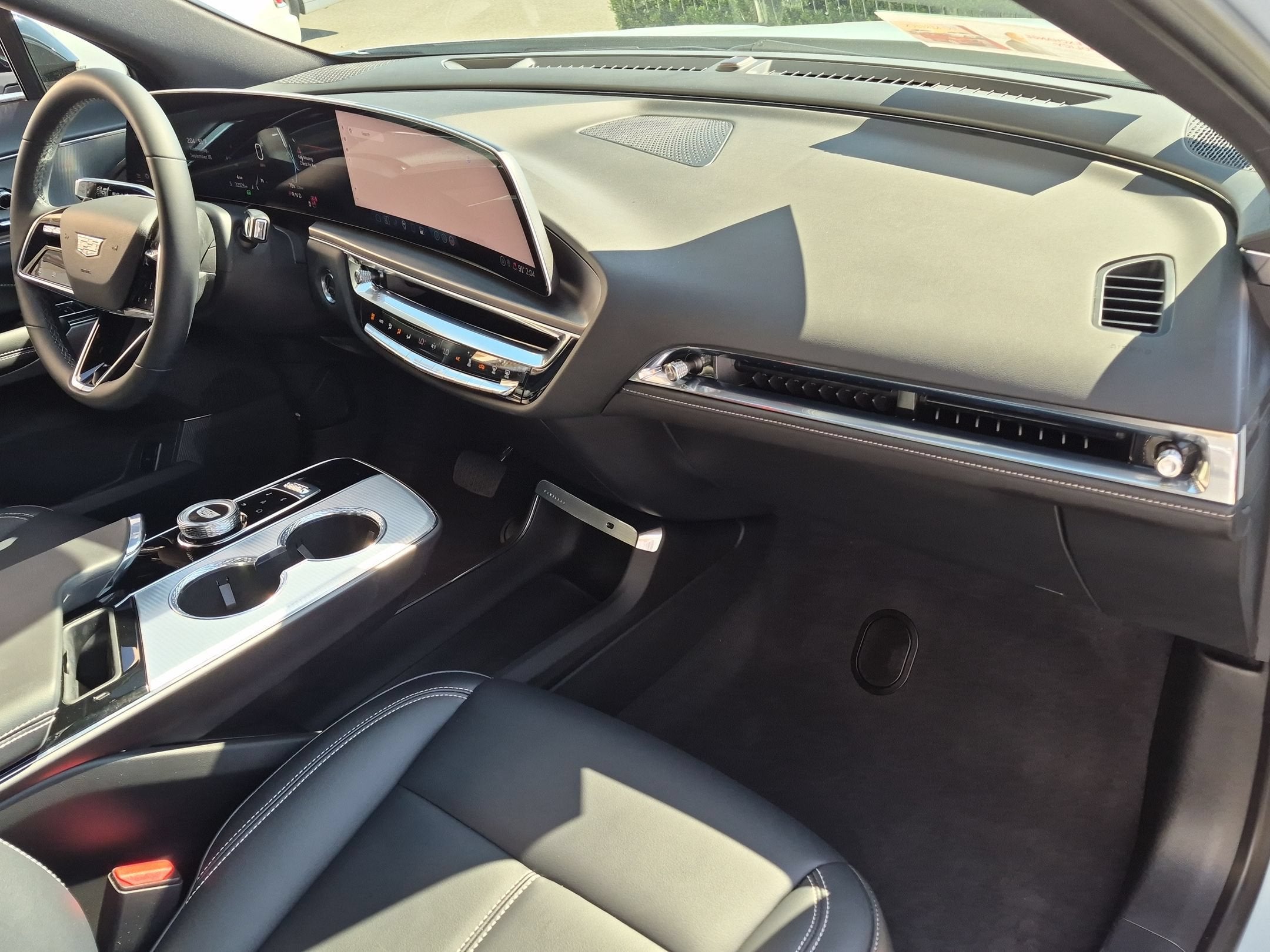 2024 Cadillac LYRIQ Tech