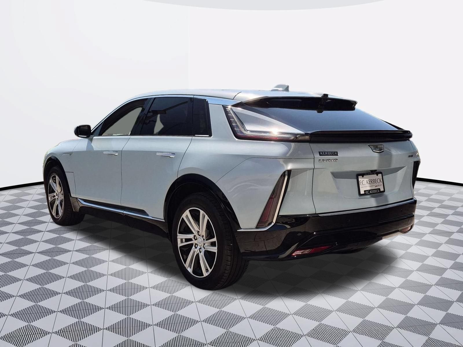 2024 Cadillac LYRIQ Tech