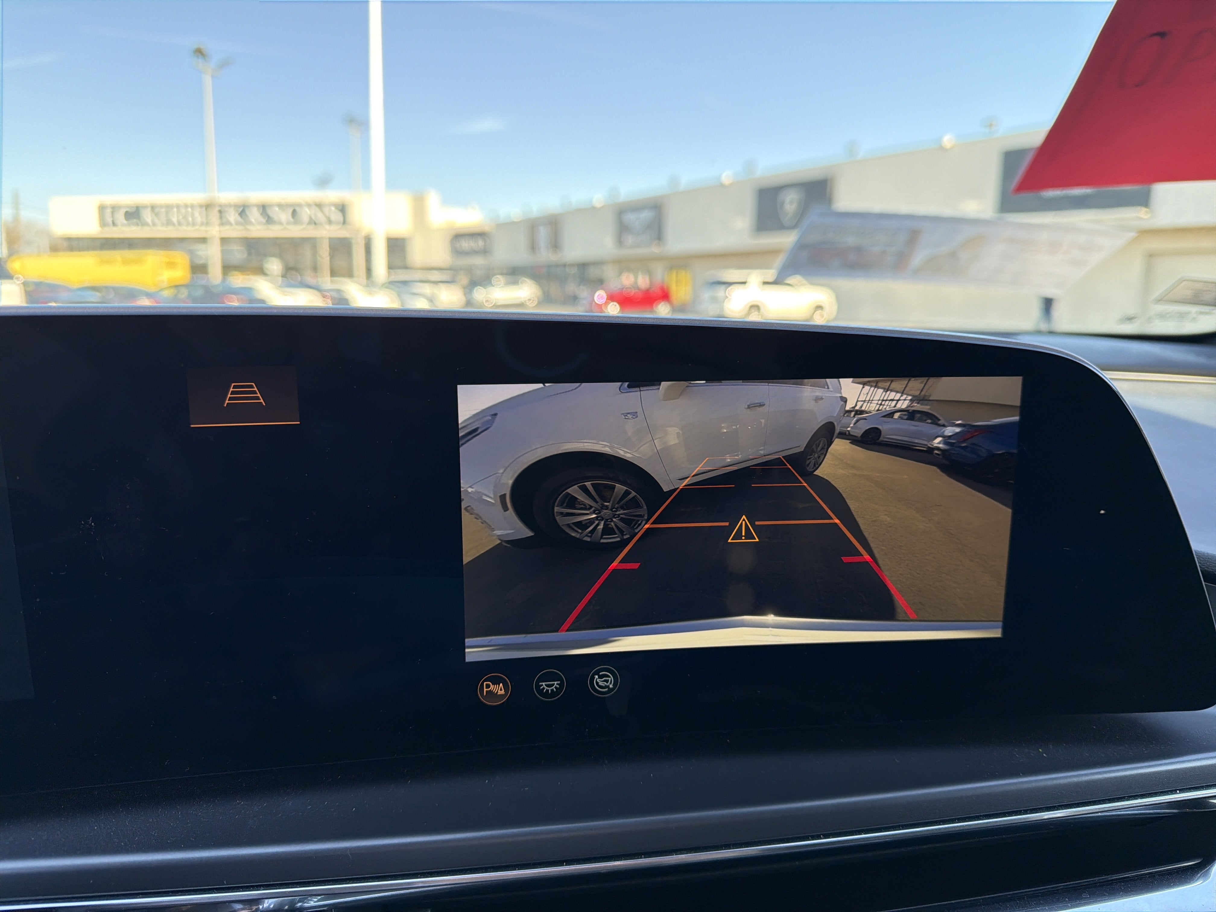 2024 Cadillac LYRIQ Tech