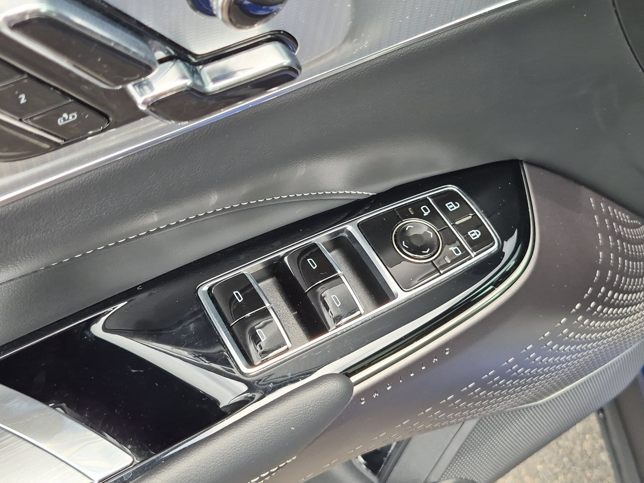 2024 Cadillac LYRIQ Tech