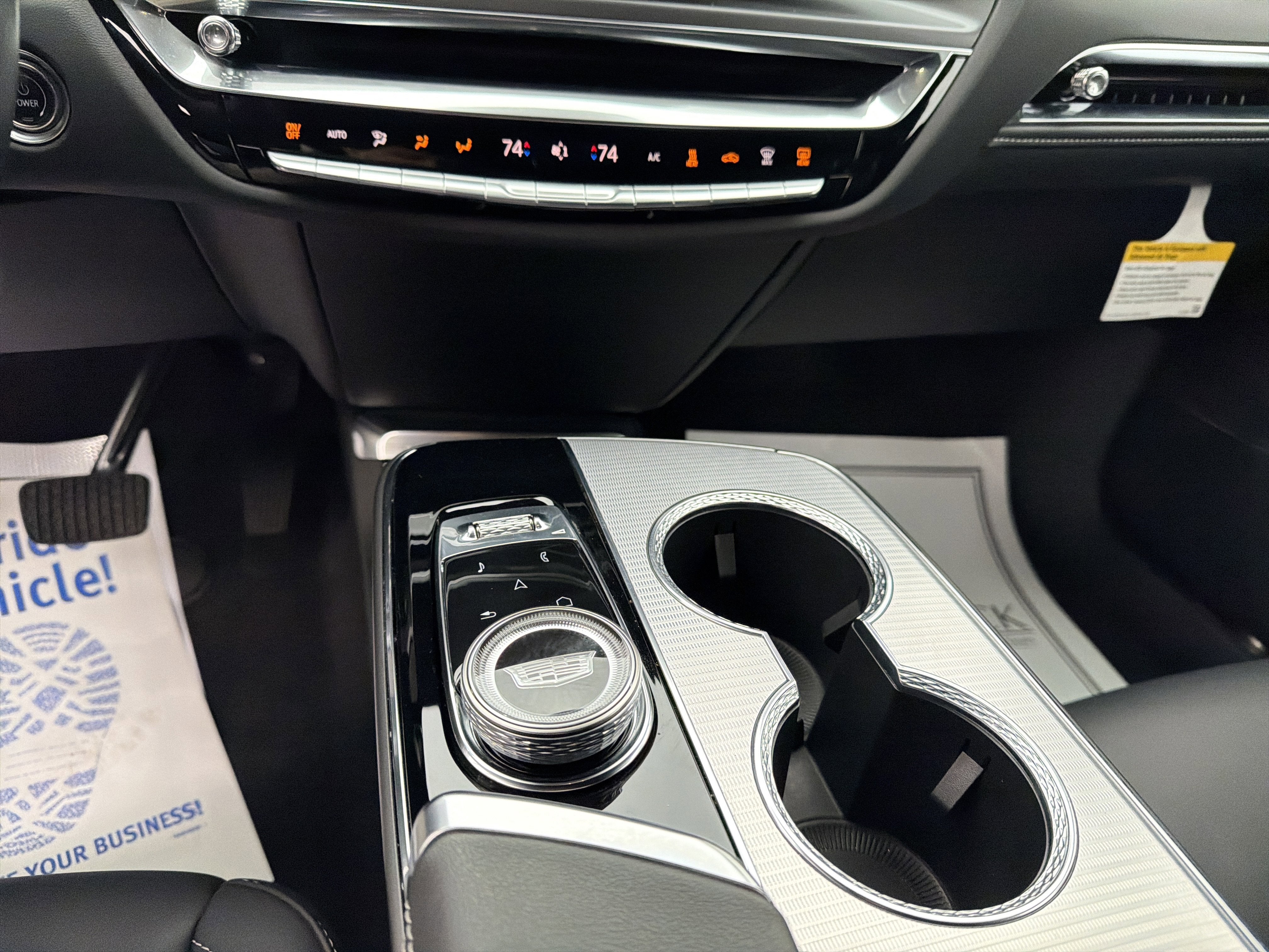 2024 Cadillac LYRIQ Tech