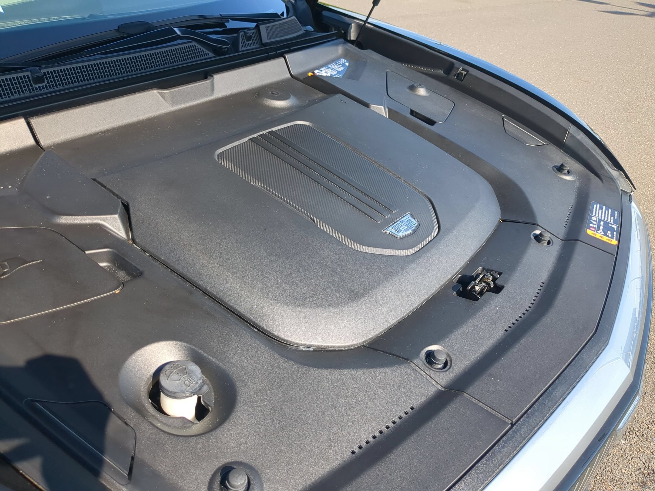 2024 Cadillac LYRIQ Tech