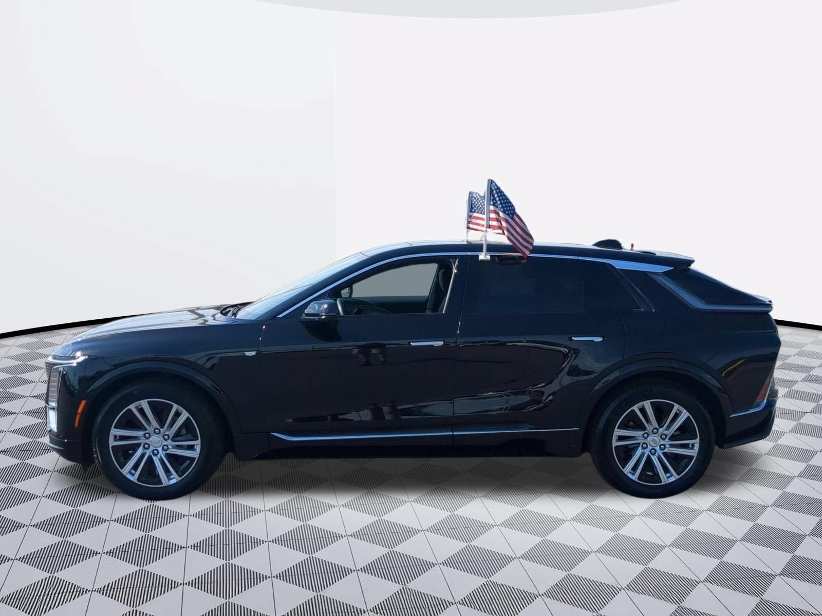 2024 Cadillac LYRIQ Tech