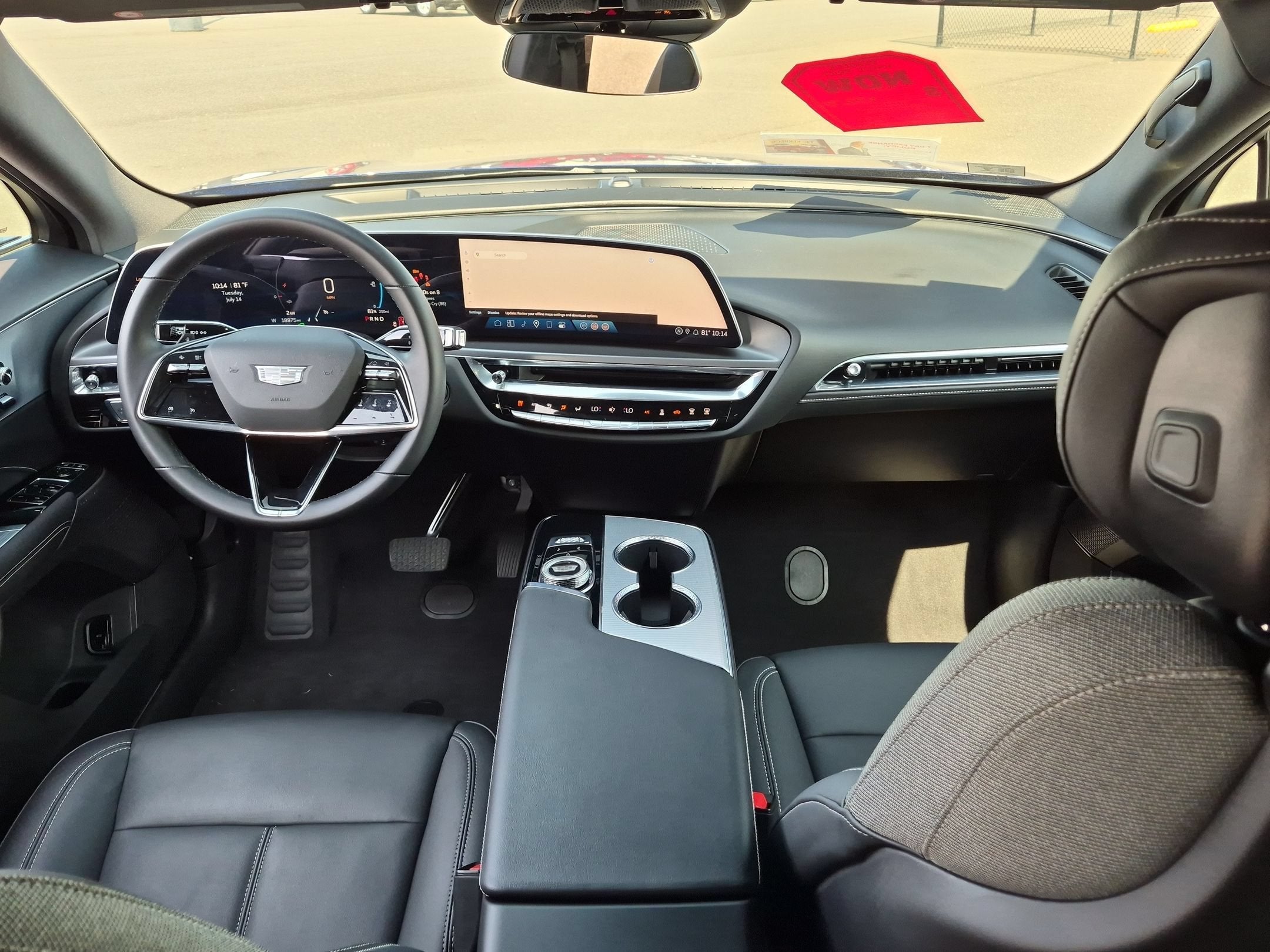 2024 Cadillac LYRIQ Tech