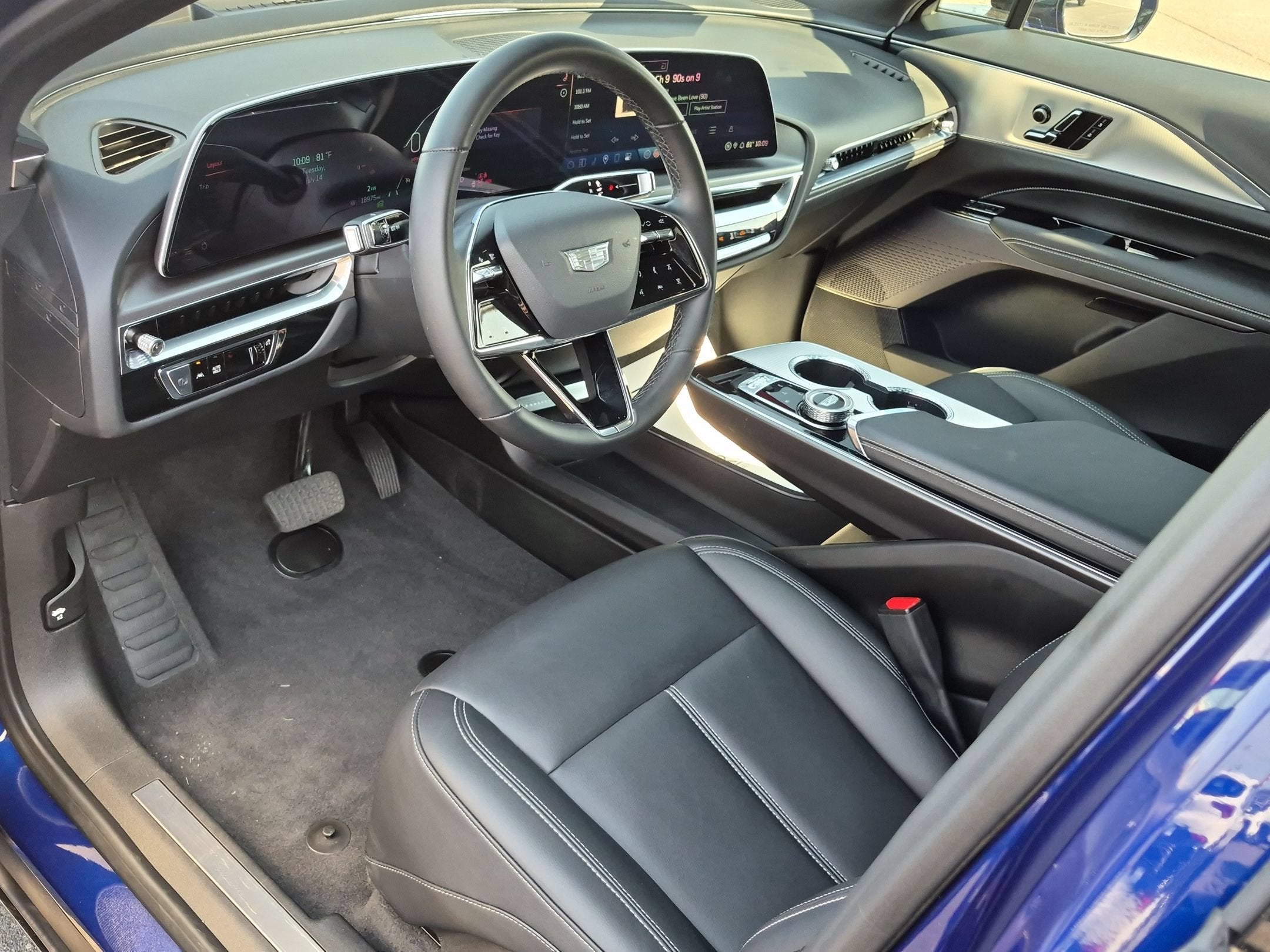 2024 Cadillac LYRIQ Tech