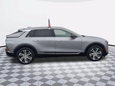 2024 Cadillac LYRIQ Tech