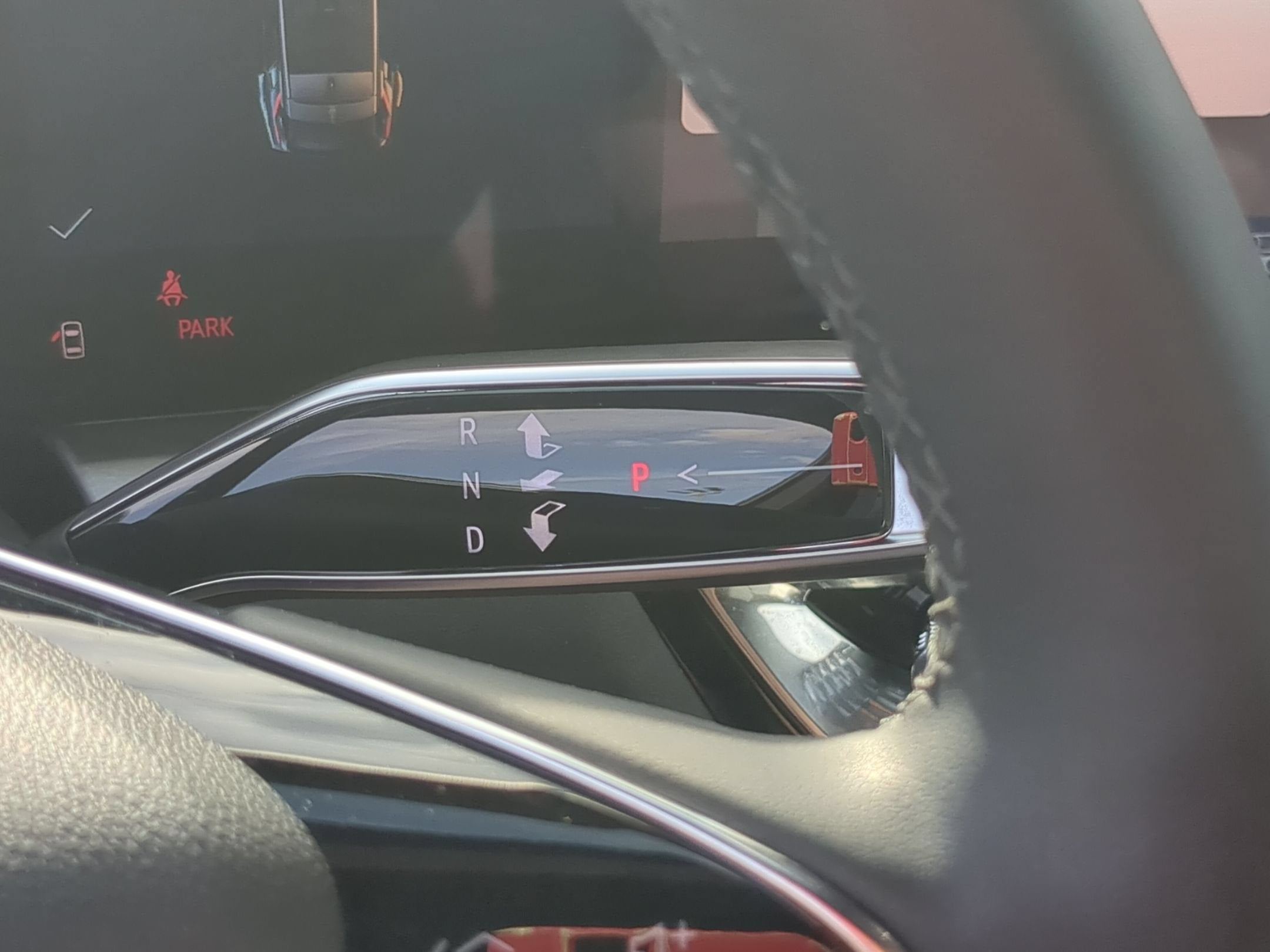 2024 Cadillac LYRIQ Luxury 1