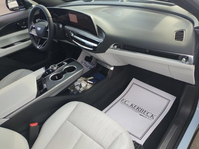 2024 Cadillac LYRIQ Luxury 1