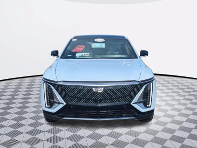 2024 Cadillac LYRIQ Luxury 1