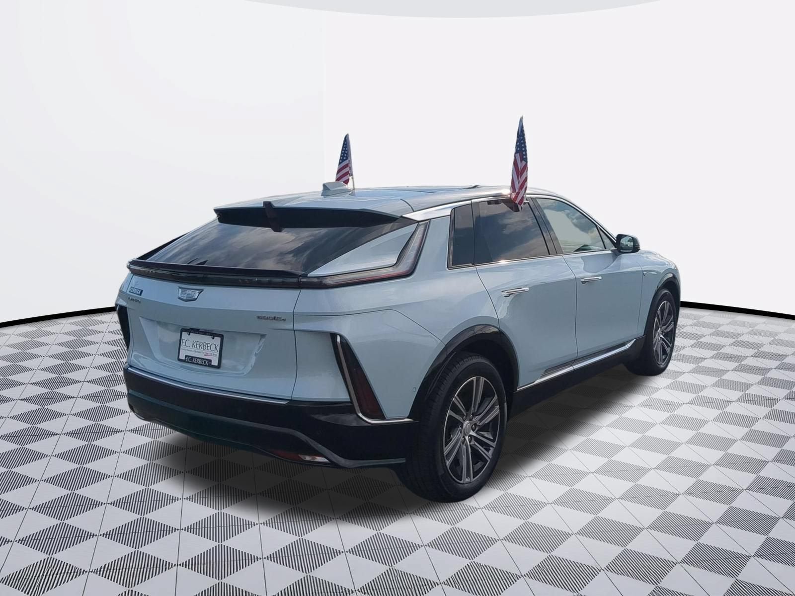 2024 Cadillac LYRIQ Luxury 1