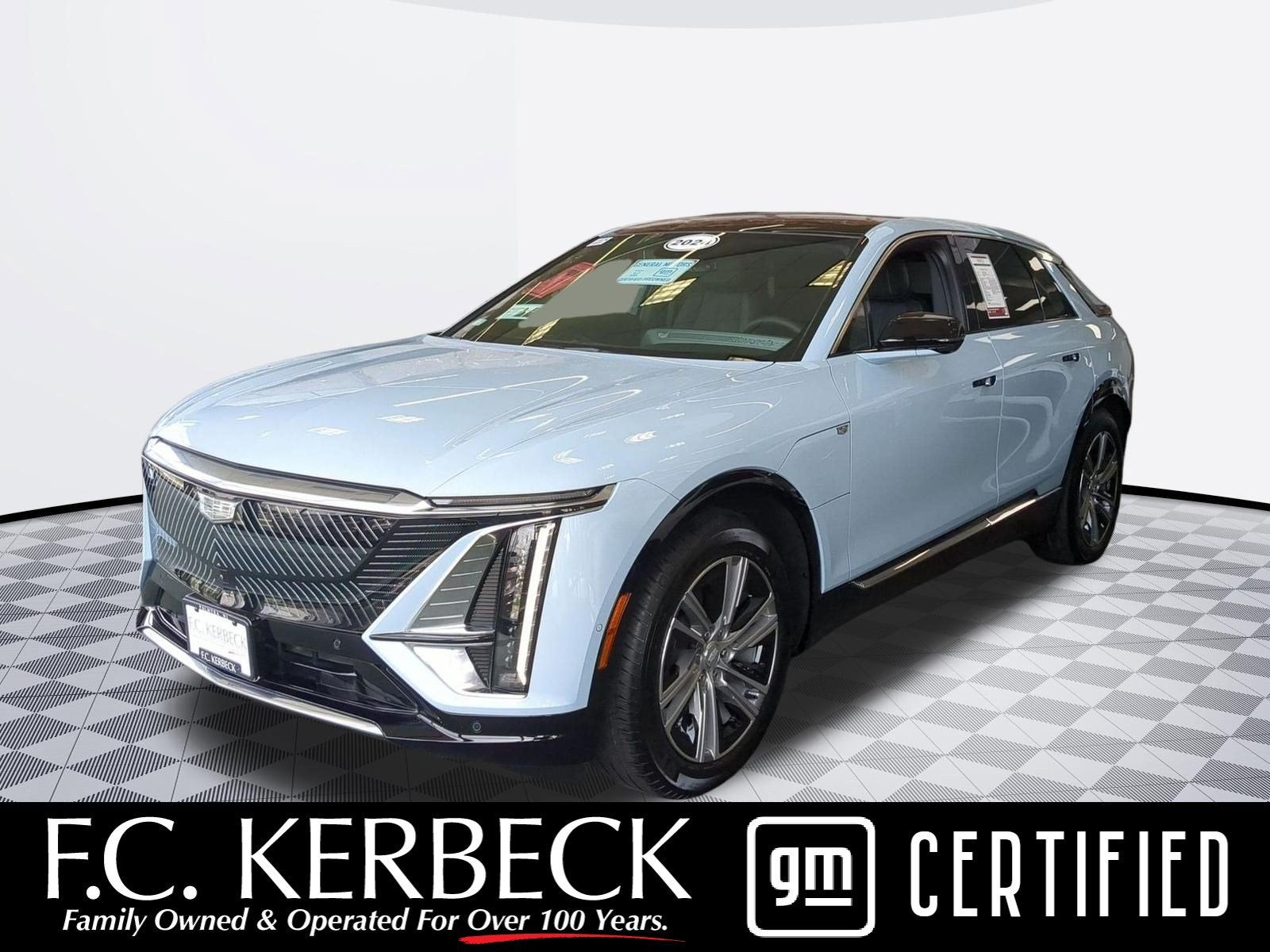 2024 Cadillac LYRIQ Luxury 1