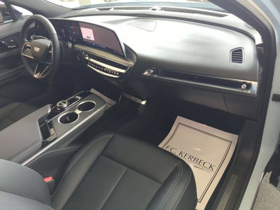 2024 Cadillac LYRIQ Luxury 1