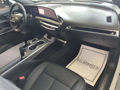 2024 Cadillac LYRIQ Luxury 2