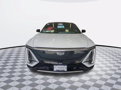 2024 Cadillac LYRIQ Luxury 2