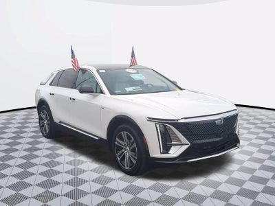 2024 Cadillac LYRIQ Luxury 2