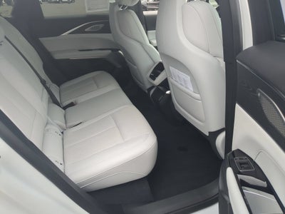 2024 Cadillac LYRIQ Luxury 2