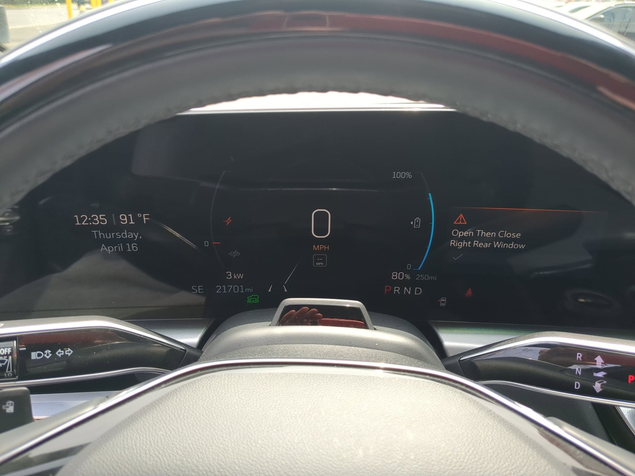 2024 Cadillac LYRIQ Luxury 2