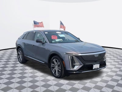 2024 Cadillac LYRIQ Luxury 2