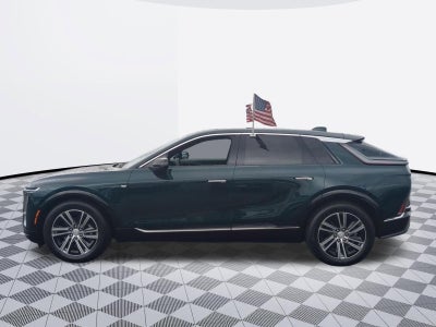 2024 Cadillac LYRIQ Luxury 2