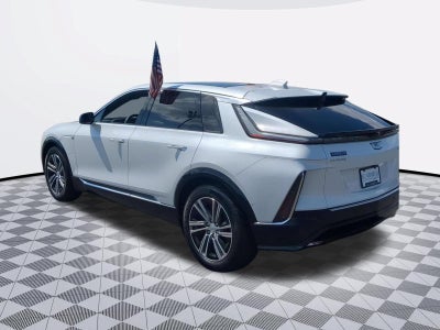 2024 Cadillac LYRIQ Luxury 2
