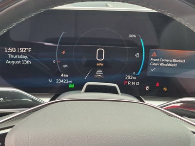 2024 Cadillac LYRIQ Luxury 2