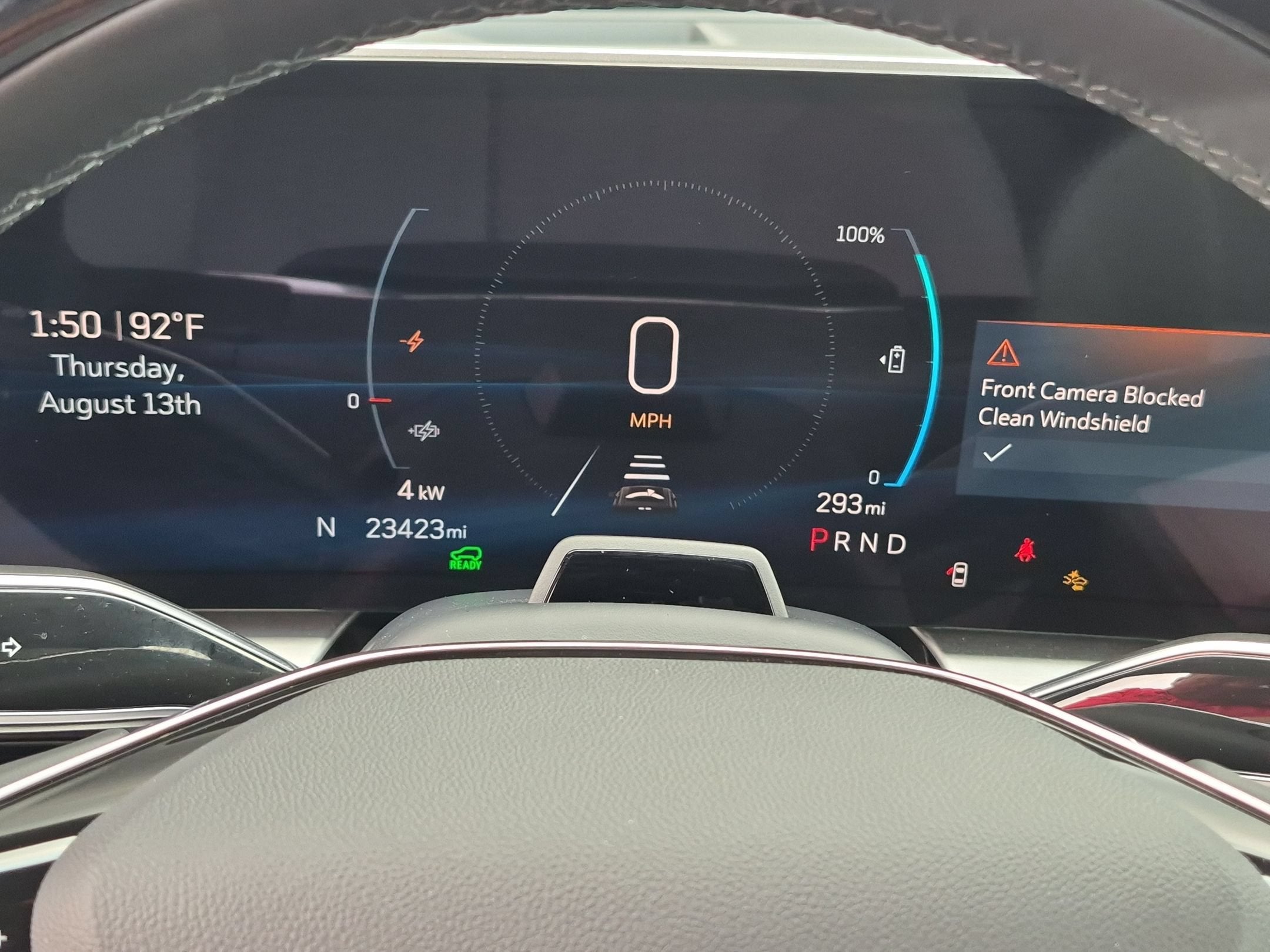 2024 Cadillac LYRIQ Luxury 2