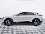 2024 Cadillac LYRIQ Luxury 2