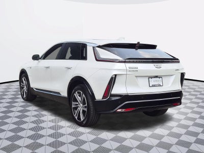 2024 Cadillac LYRIQ Luxury 2