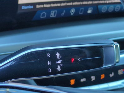 2024 Cadillac LYRIQ Luxury 3