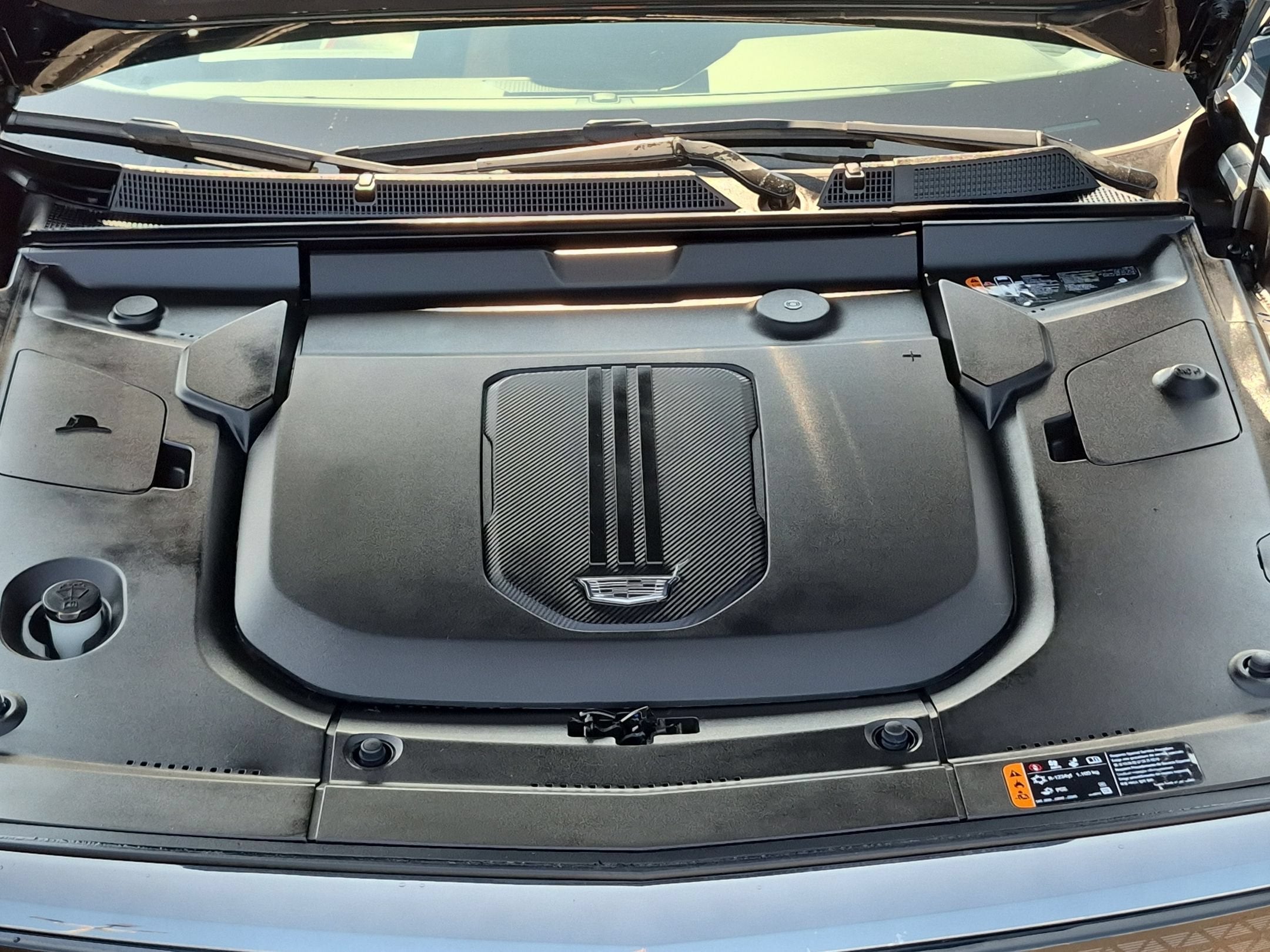 2024 Cadillac LYRIQ Sport 1