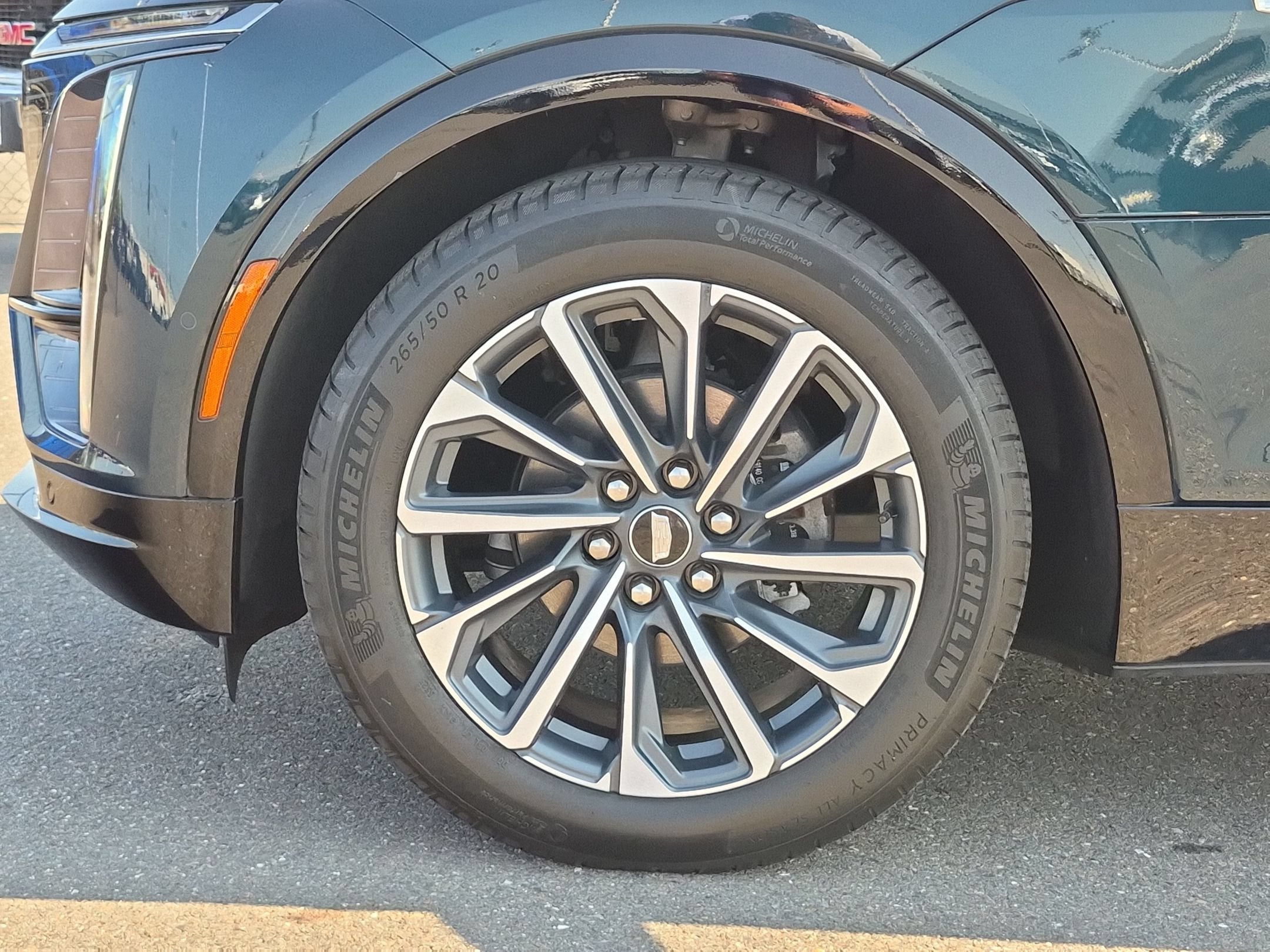2024 Cadillac LYRIQ Sport 1