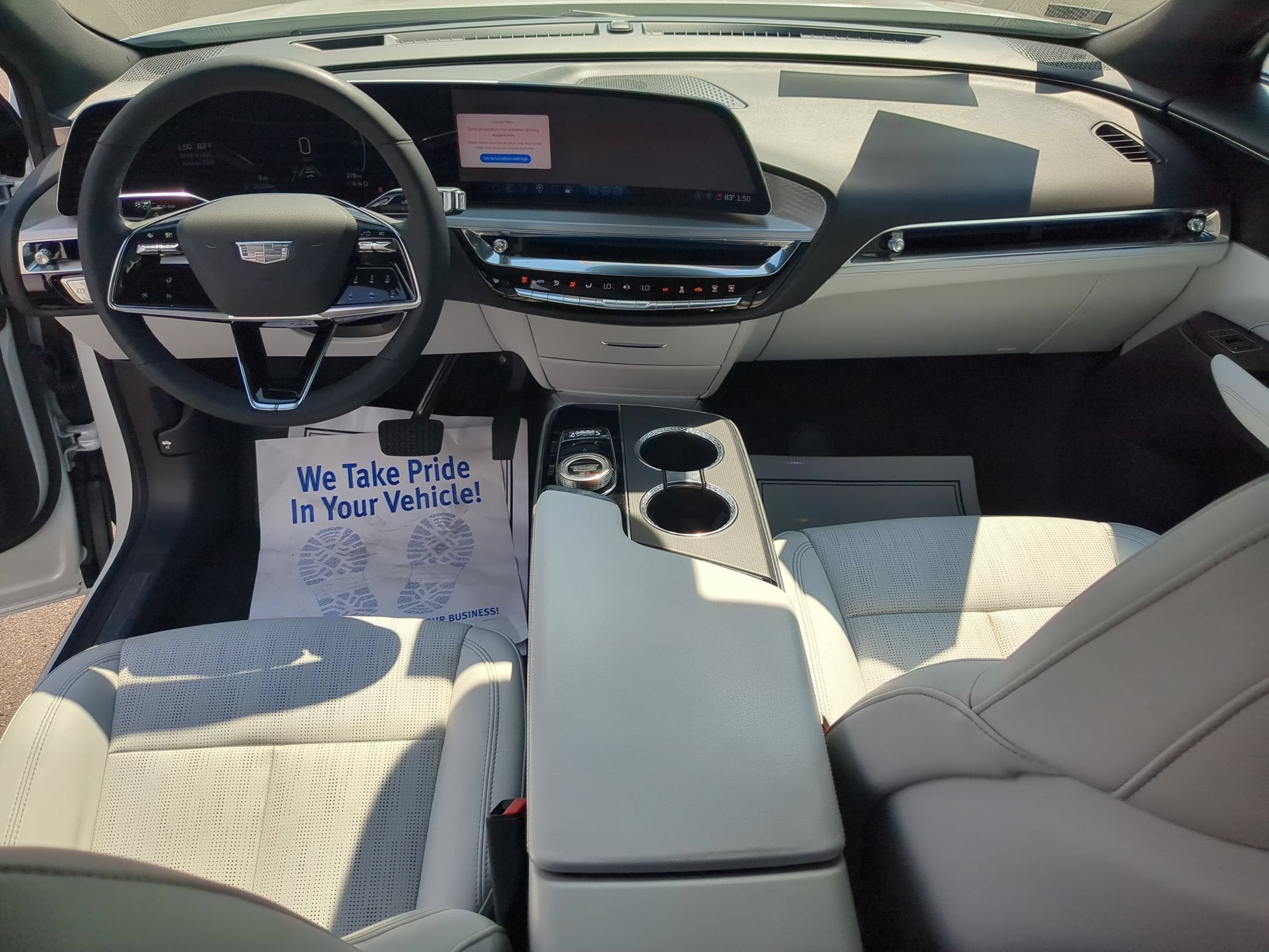 2024 Cadillac LYRIQ Sport 1