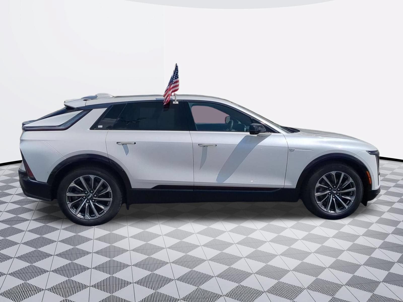 2024 Cadillac LYRIQ Sport 1
