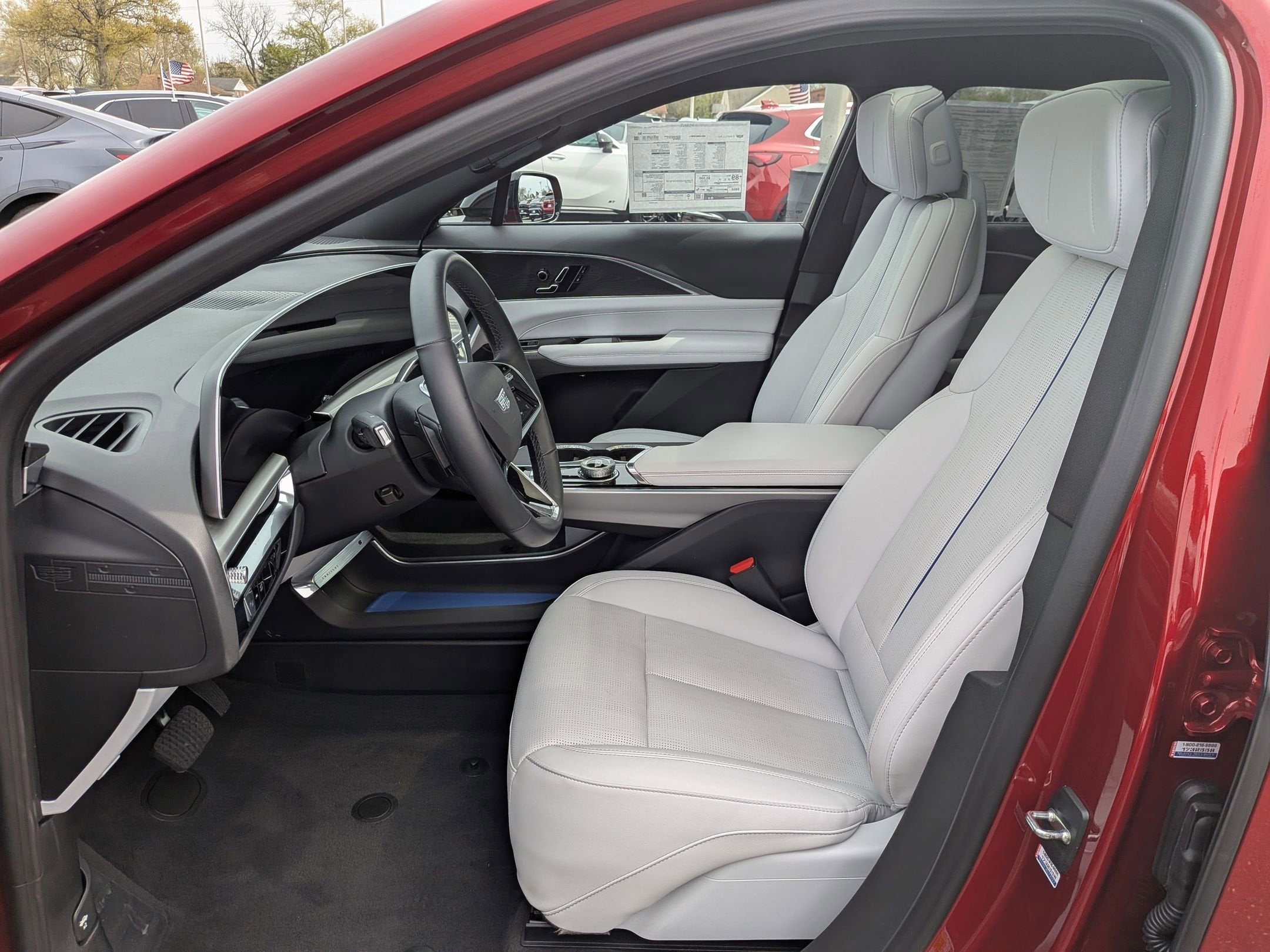 2024 Cadillac LYRIQ Sport 1