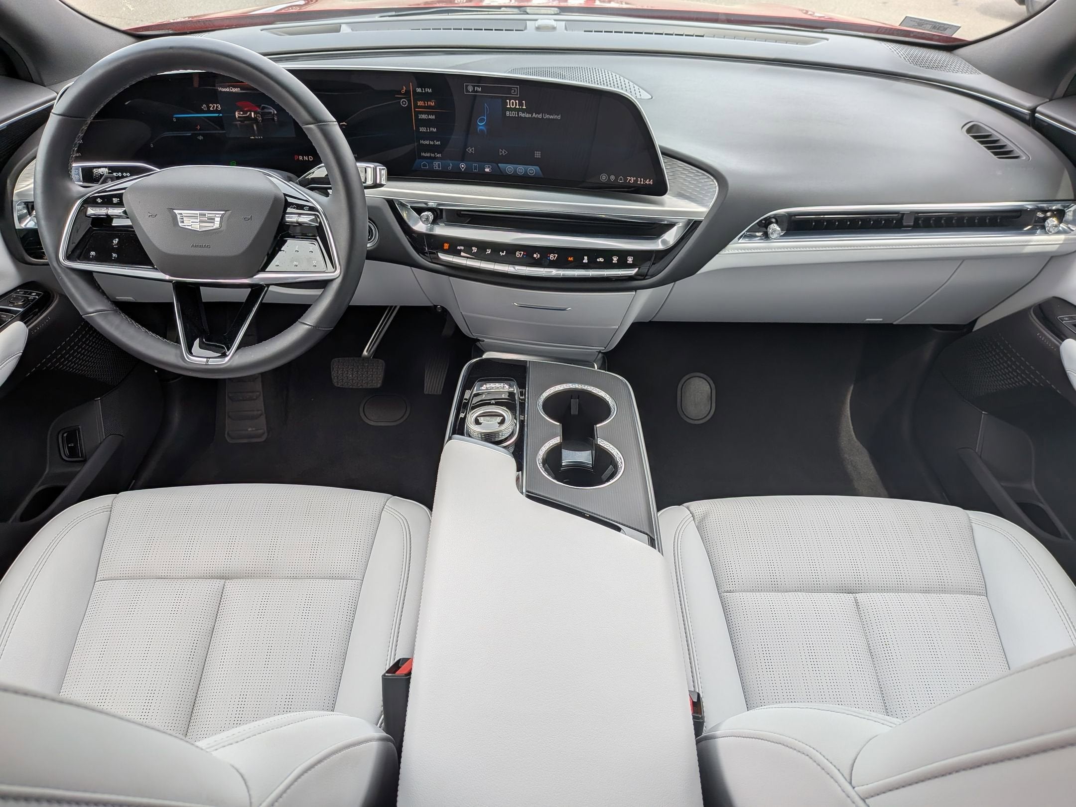 2024 Cadillac LYRIQ Sport 1