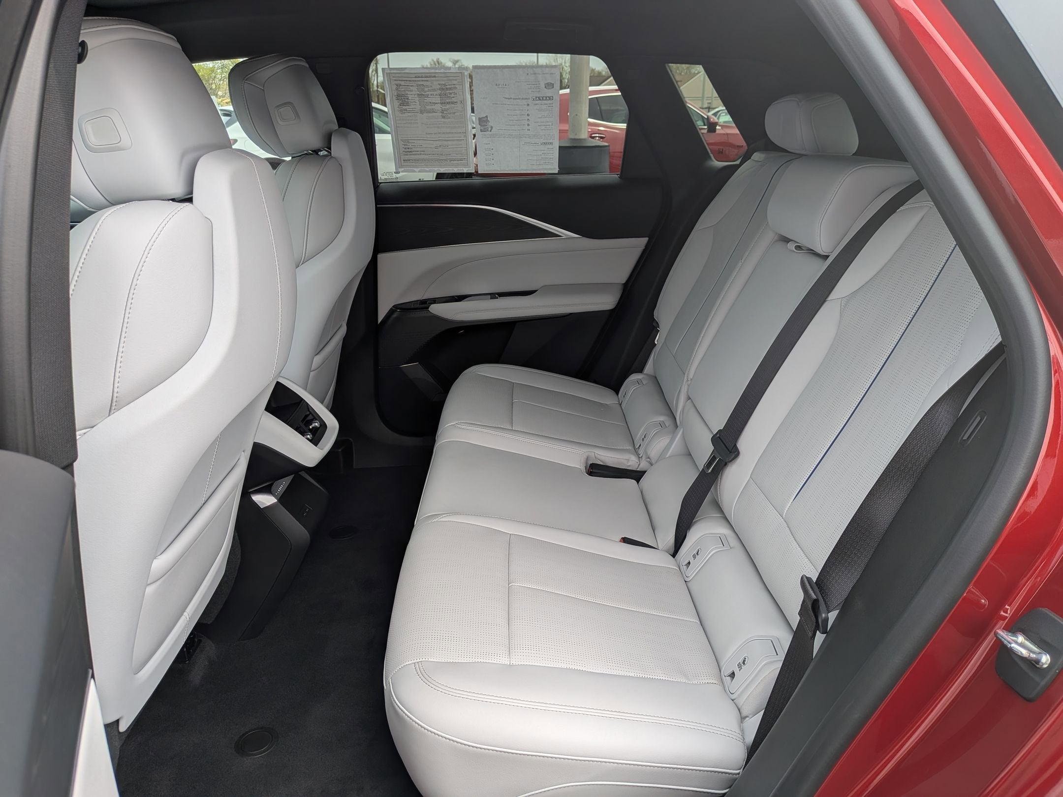 2024 Cadillac LYRIQ Sport 1