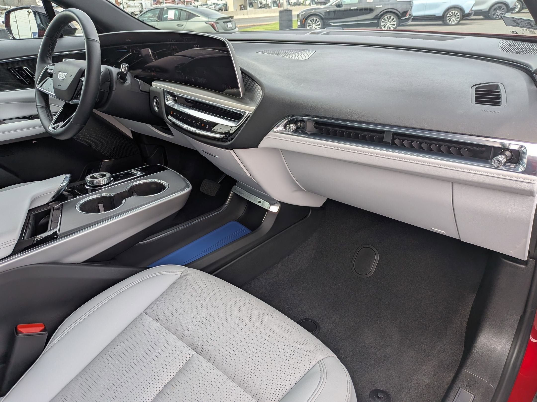 2024 Cadillac LYRIQ Sport 1