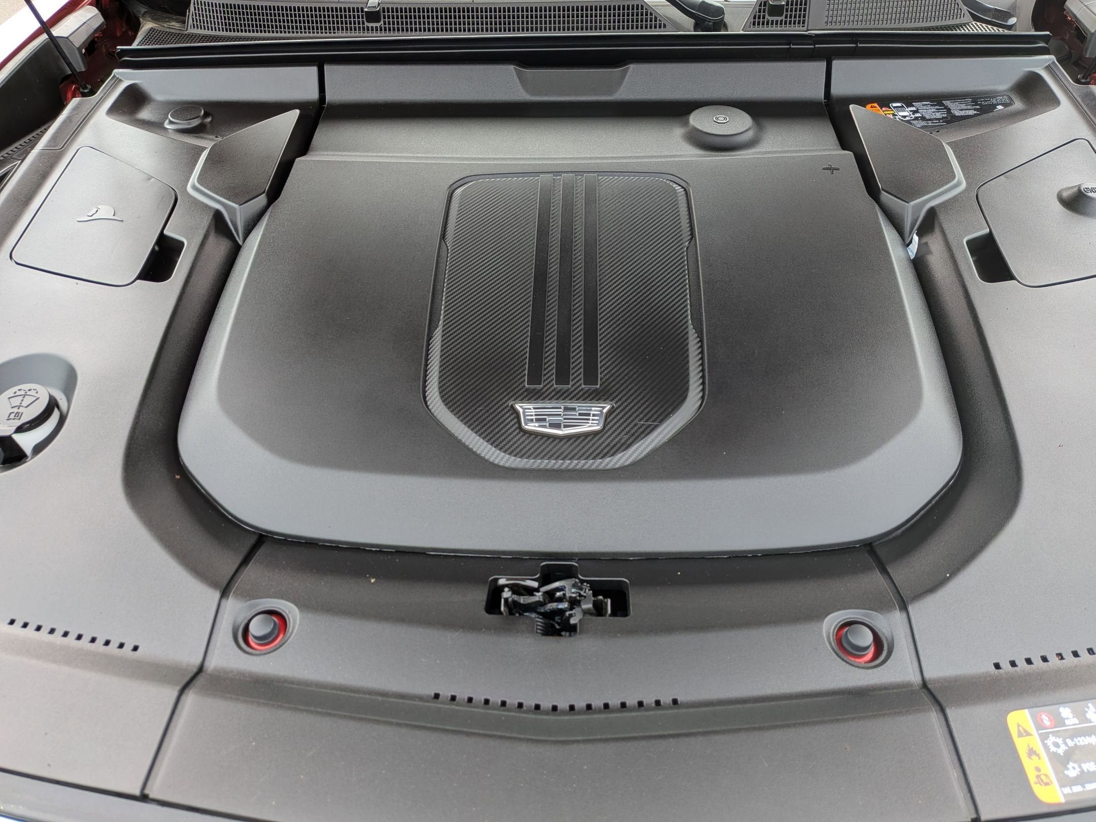 2024 Cadillac LYRIQ Sport 1