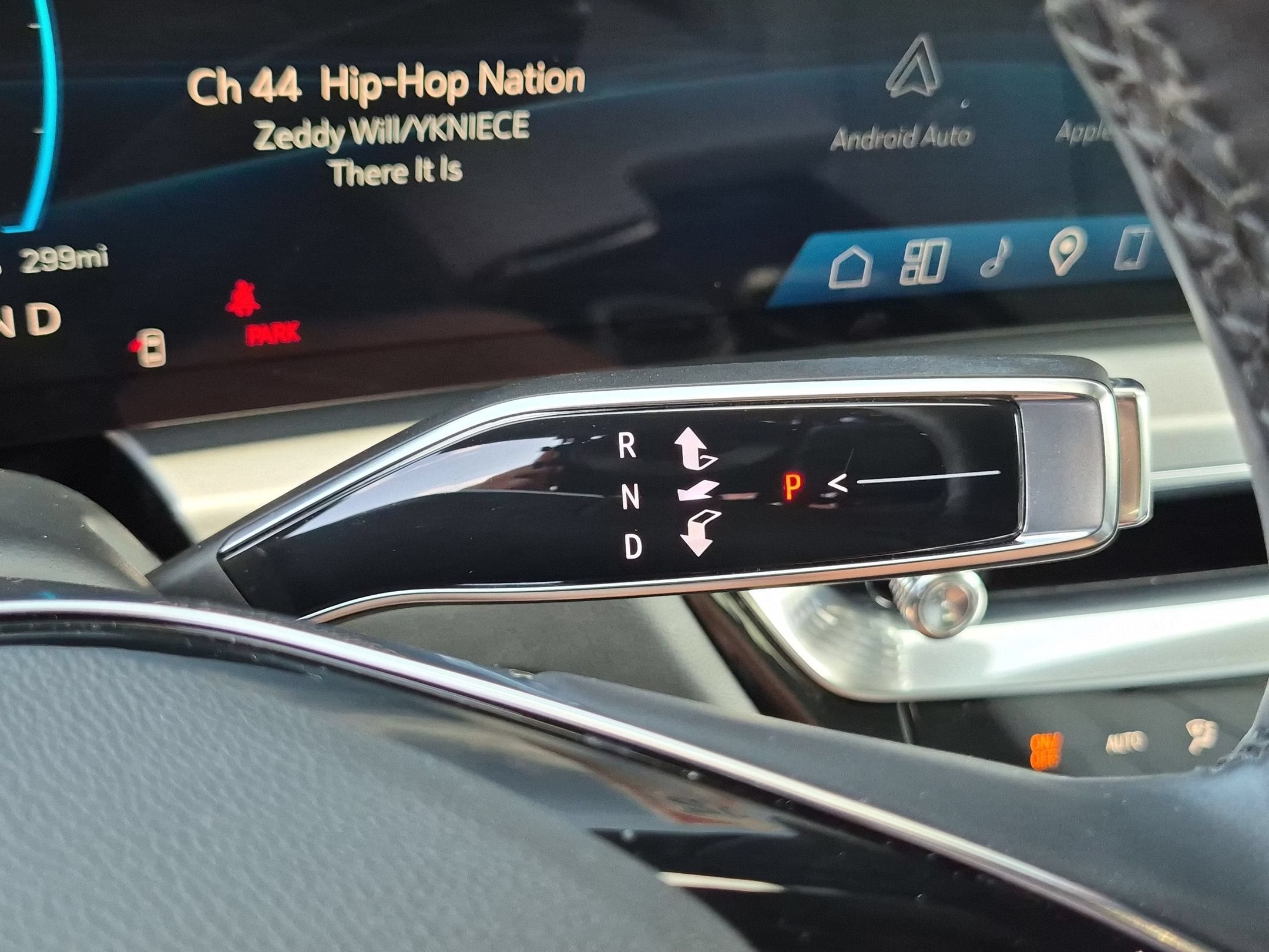 2024 Cadillac LYRIQ Sport 1