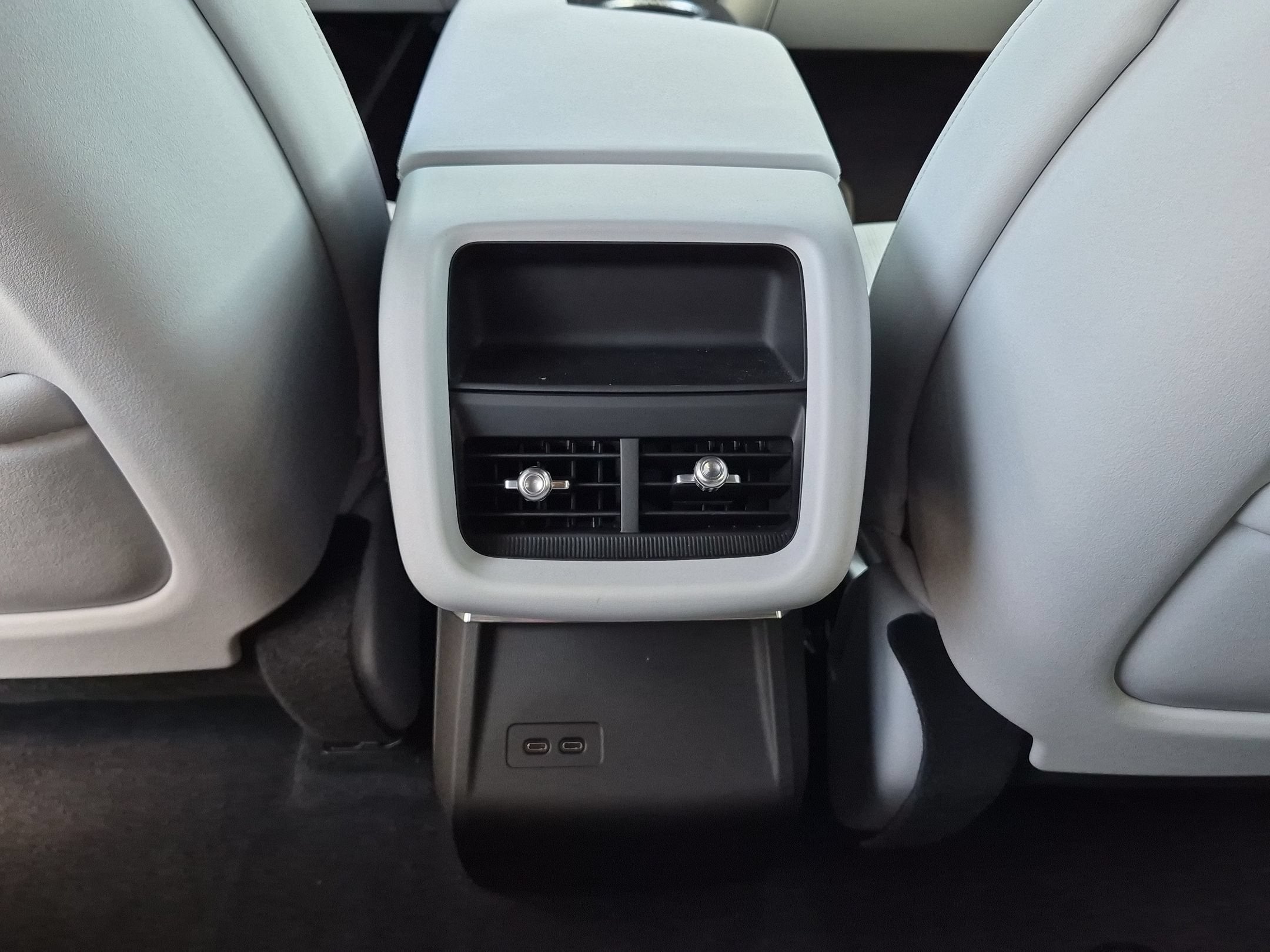 2024 Cadillac LYRIQ Sport 1