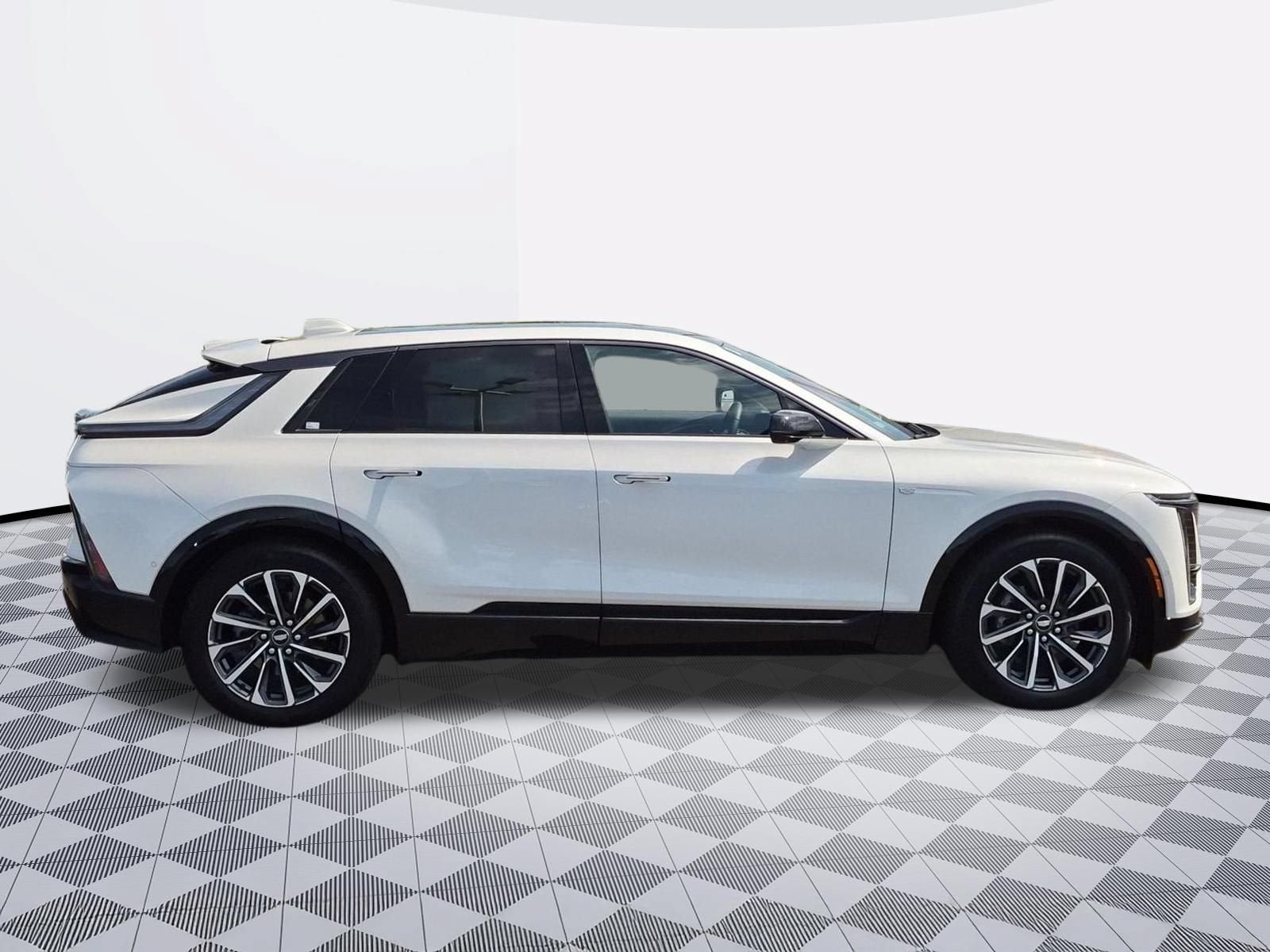 2024 Cadillac LYRIQ Sport 1
