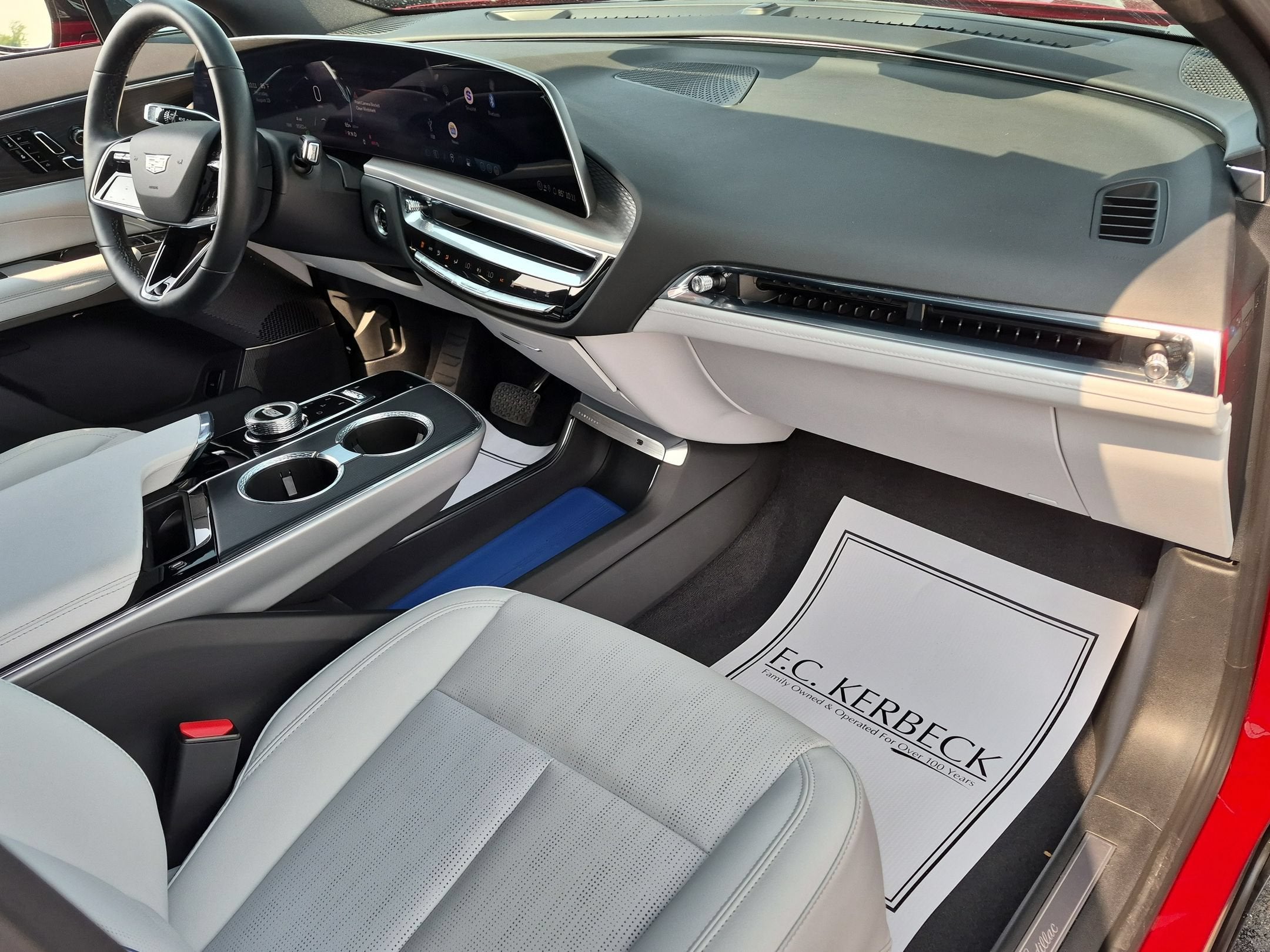 2024 Cadillac LYRIQ Sport 1